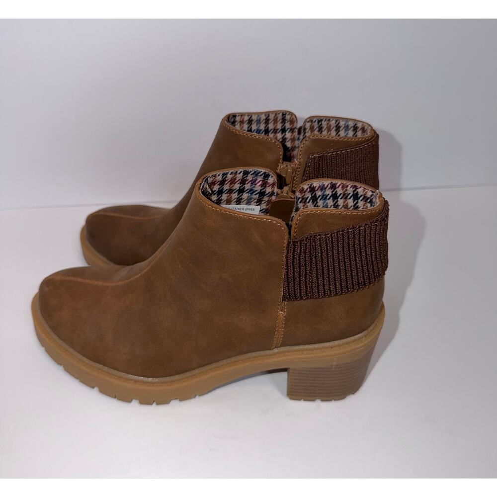 Muk Luks Brown Faux Leather Ankle Booties Size 7.5 Knit Cuff Lug Sole 2.5” Heel - Picture 3 of 11